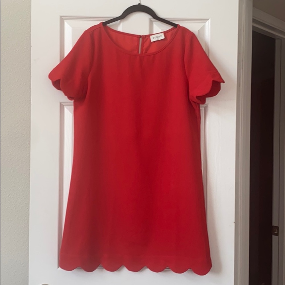 Women’s red scalloped edge Story dress